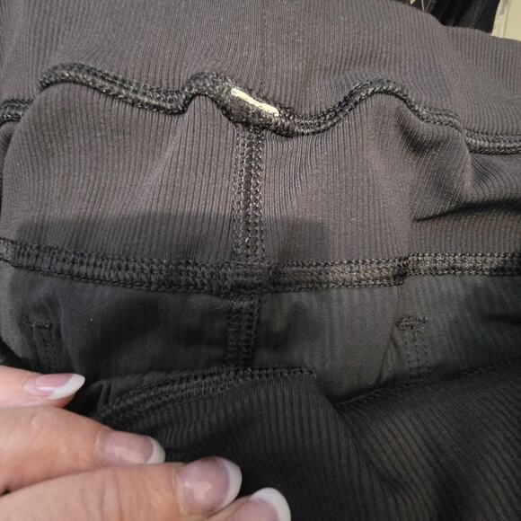 Lululemon Dance Studio Cropped Pants Womens Sz 12 Black Workout Athleisure - Picture 12 of 13